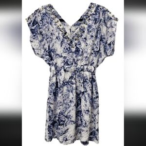 155. MINKPINK Blue and White Elastic Waist Dress Dolman Sleeves Size Small